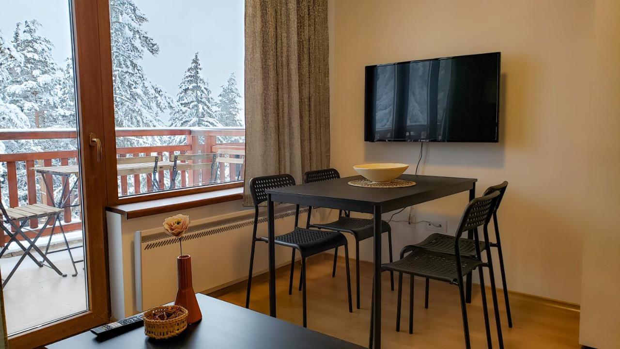 Studios And Apartments - Semiramida Gardens ボロヴェッツ エクステリア 写真