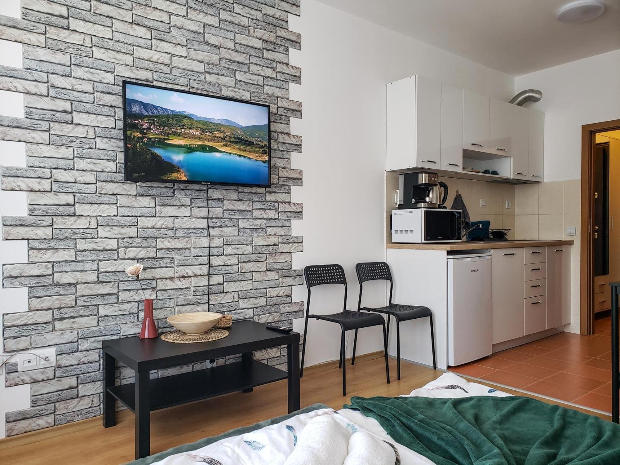 Studios And Apartments - Semiramida Gardens ボロヴェッツ エクステリア 写真